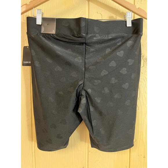 Torrid Shorts Womens 4X Biker Bermuda Heart Print Pull On Stretch Black - Picture 11 of 13